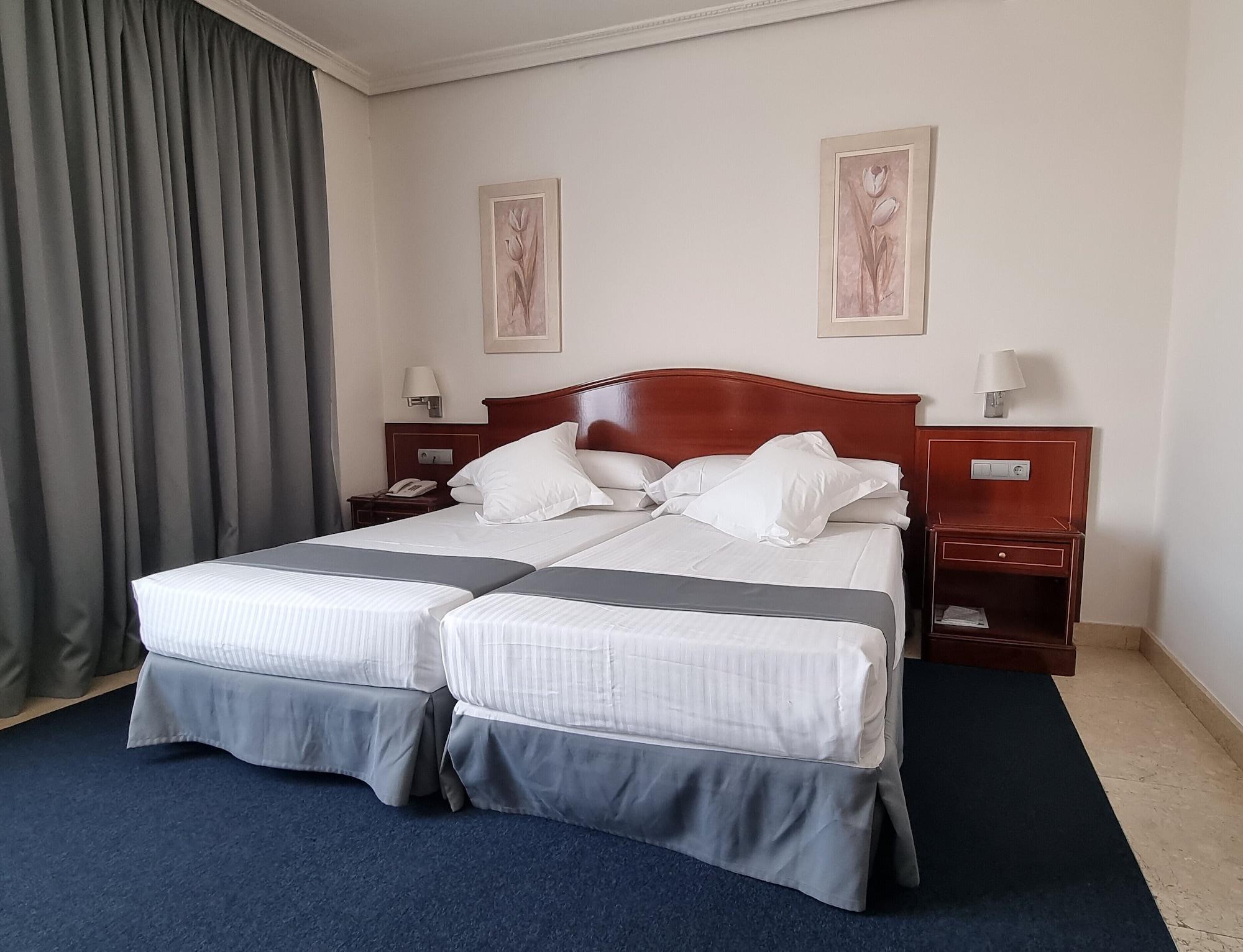 Hotel Gran Legazpi Мадрид Экстерьер фото